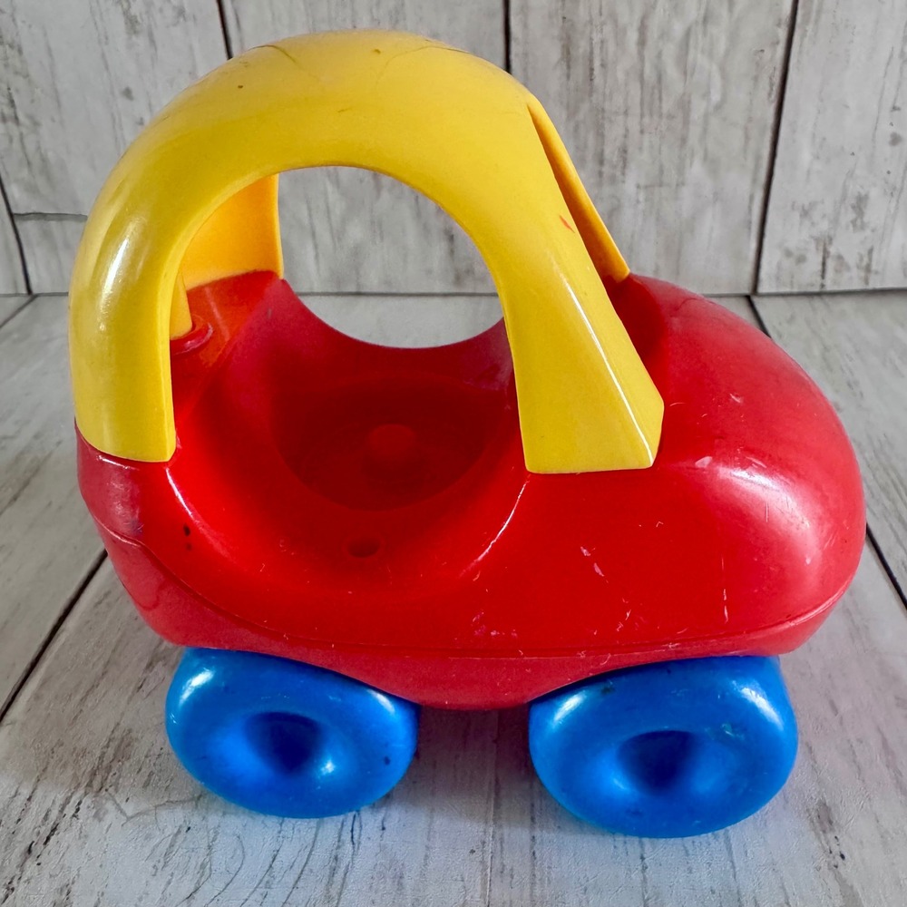 Vintage Fisher Price Little People Toddle Tots Chunky 5 Figures Cozy Coupe Set - Picture 8 of 11